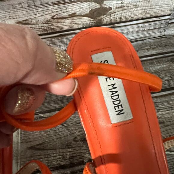 STEVE MADDEN Snap strappy sandal Size 10 - Picture 8 of 8